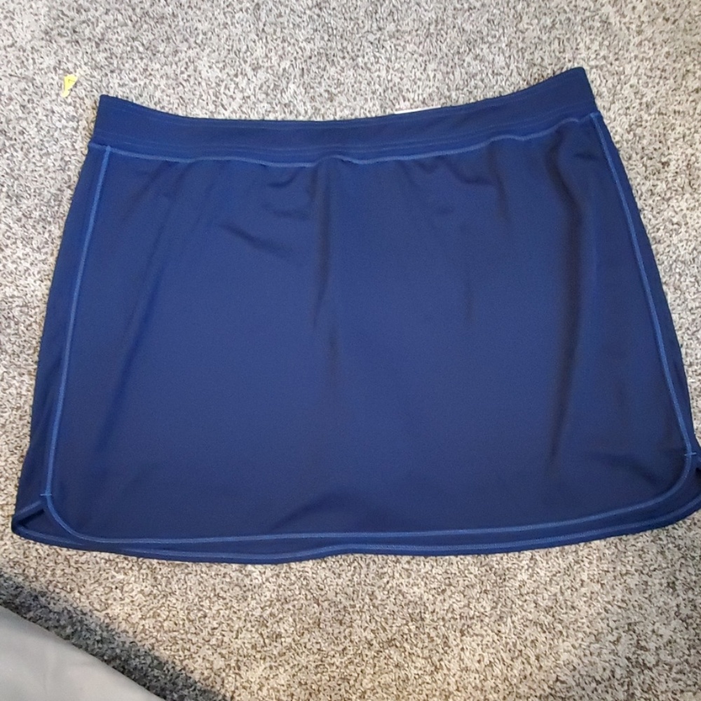 Active Skorts
